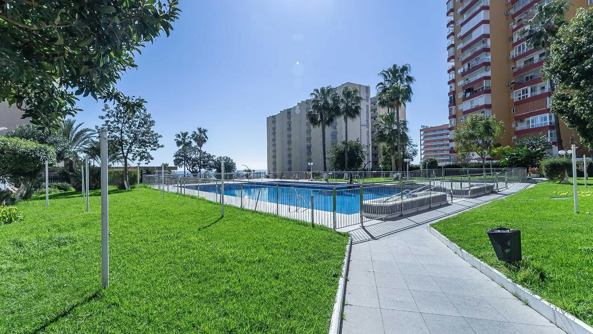 Apartment Puerto Marina, Apartamento Frente Al Mar Benalmadena